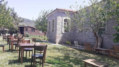 Hostal Emek Sanat Ev?