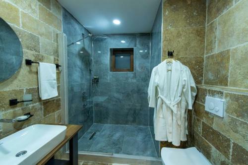 Ahiyan Hotel