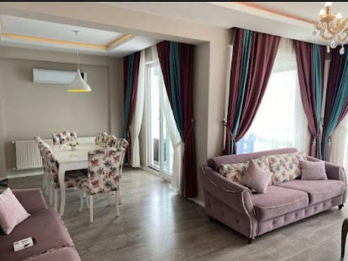 Rahal Yomra Apart