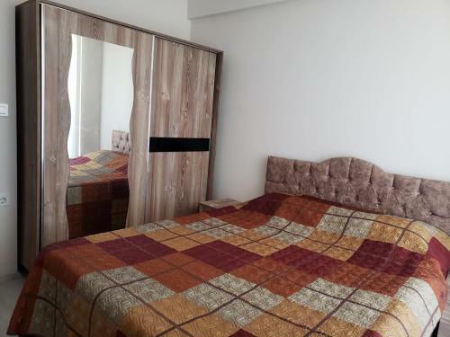 Lovely 1 Bedroom Apartment With Swimming Pool