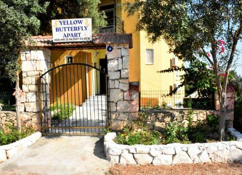 Villa Yellow Butterfly