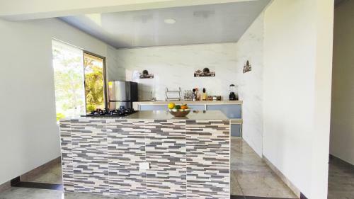 Acogedora Casa de Campo Con Vista A La Monta�a