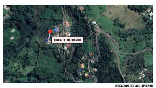 Acogedora Casa de Campo Con Vista A La Monta�a