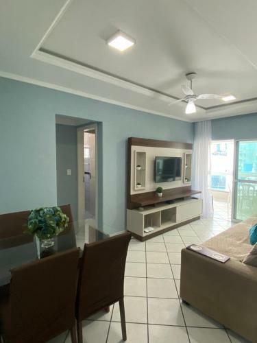 Apartamento A 15m Do Mar Em Itapema Meia Praia
