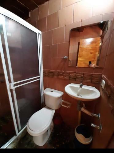 Albergue Hostal Gallito Roca