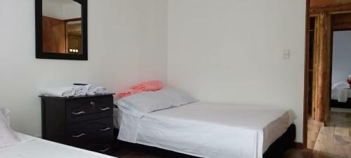 Albergue Hostal Gallito Roca