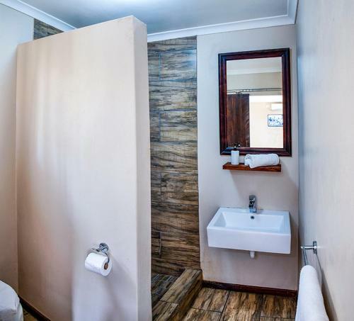 Hostal Phumanathi Guesthouse
