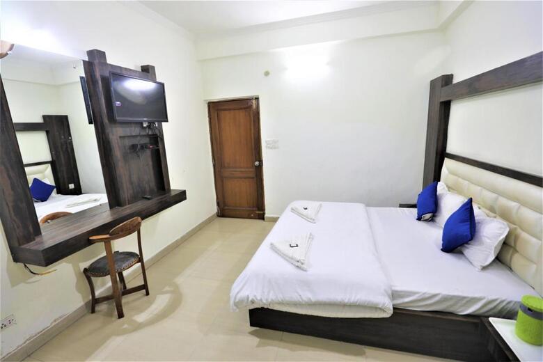 Mahadev Hotel And Resorts
