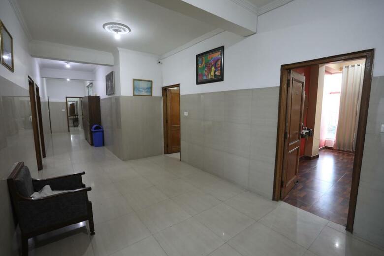 Mahadev Hotel And Resorts