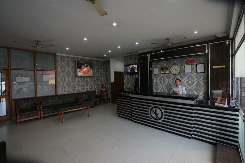 Mahadev Hotel And Resorts