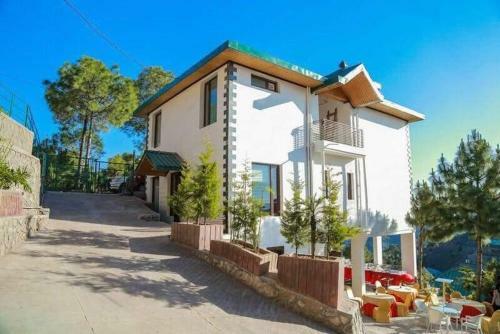 Villa Pinewood 2bhk Cottage