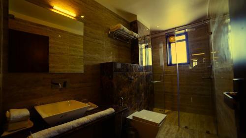 Love Kush Hotel