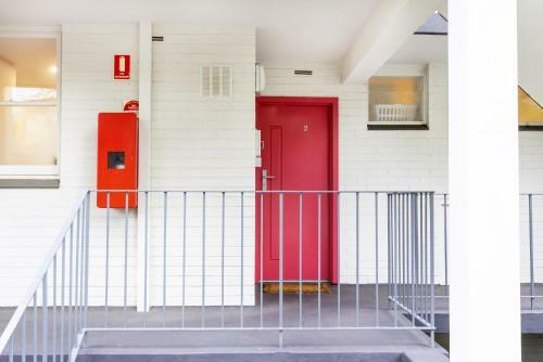 Cottesloe Garden View Apartment - Executive Escapes