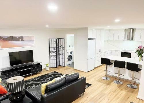 Hostal Fay's Stays(A Unique Perth Hills Retreat)
