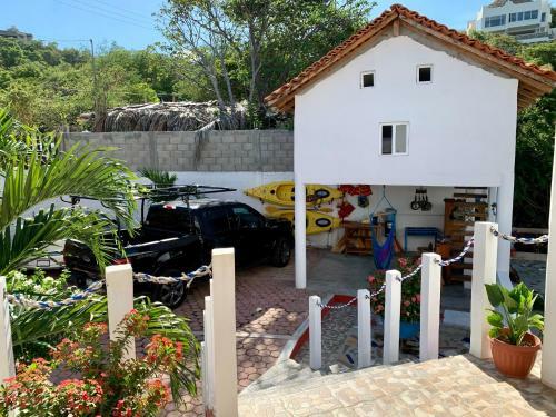 Apartamento Casa El Delfin, 2nd Floor (Apt. 1)-estacahuite