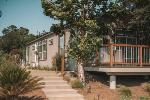 Beautiful Ranch House On Equestrian Property - R4