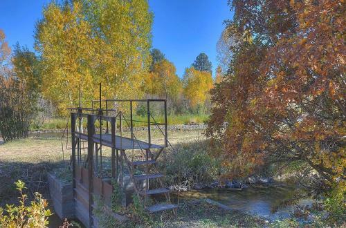 Pine River Model Cabin - 1 Br - Bayfield