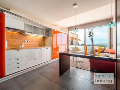 Apartamento Sun Beach Maripaz, Frontal Al Mar Y Parking