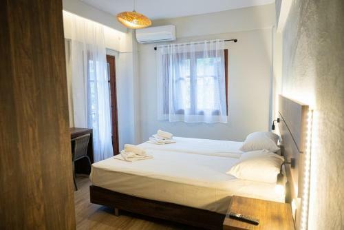 Este Luxury Apartments