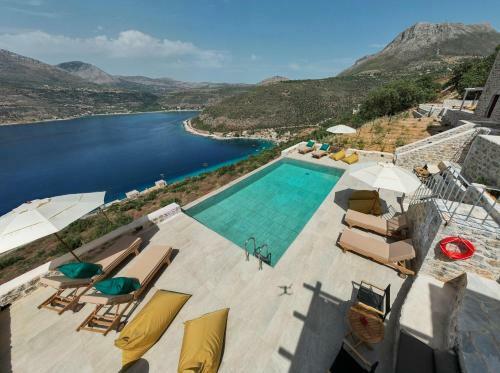 Aris-apea Villas