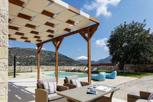 Villa Unique Stonebuilt Rural Retreat & Private Pool II