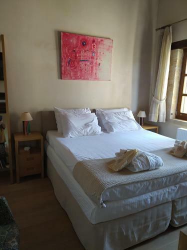 Hotel Wild Violet