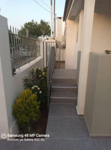 Oresti's Villa Near Airport & Beach