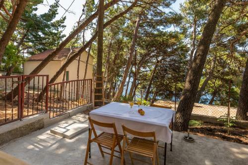 Antonia - Freestanding Mini House At The Sea