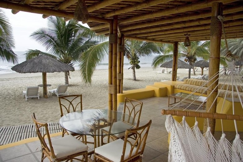 Hotel Punta Sal Suites & Bungalows Resort