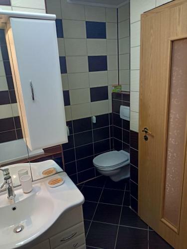 Airport Apartment