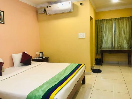 Hotel Staymaker White Wings
