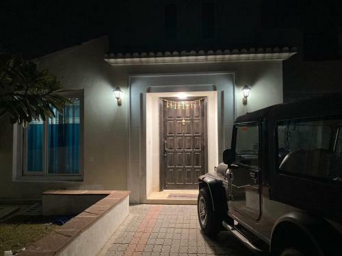 Deep's Villa