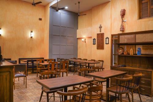 Hotel Sharayu One