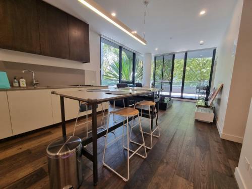 Apartamento Modern Leafy 2 Bedroom Free Parking & Pet Friendly