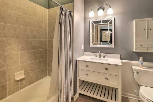 Apartamento Chic Rehoboth Condo With Pool About 2 Mi To Beach!