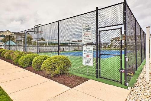 Apartamento Chic Rehoboth Condo With Pool About 2 Mi To Beach!