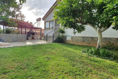 Holiday House Near The Sea