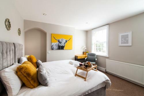 Grade2 Listed Home W/garden +parking In City