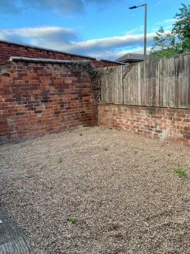 Lovely 1 Bedroom, 4 Guests Service Apartment