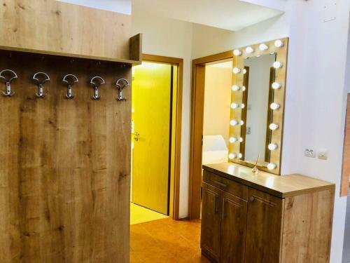 Ultra-central Apart -3 Rooms- Cathedral View Vic3