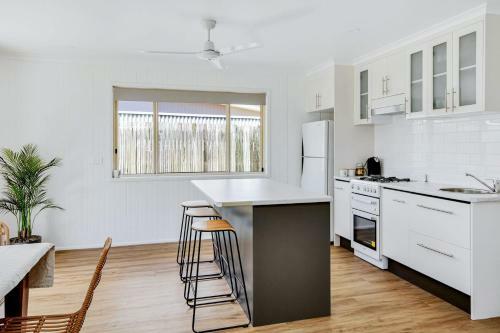 The Crabpot Rainbow Beach Perfect Couples Beachside Escape