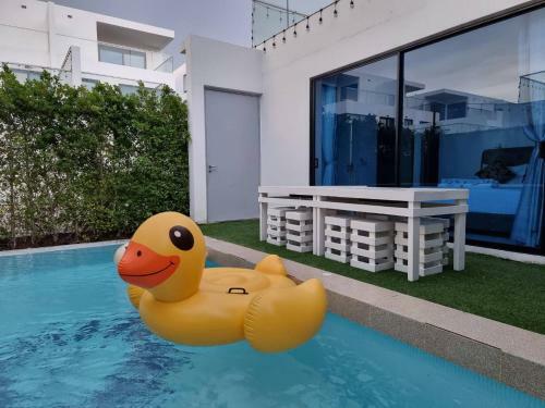 Art C Pool Villas Pattaya