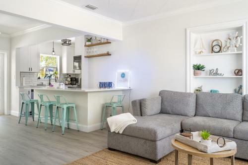 Resort Style Home W/ Pool Mins To Beach & Delray