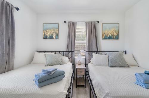 Resort Style Home W/ Pool Mins To Beach & Delray
