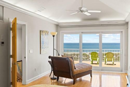 A Saba Wind South- Oceanfront Estate With Pool On Captiva Island