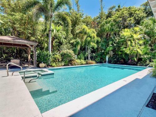 Bali Hi Estate