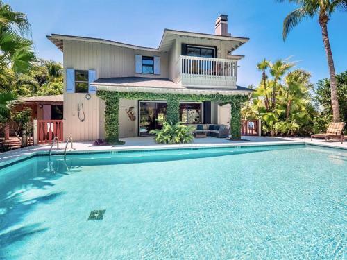 Bali Hi Estate
