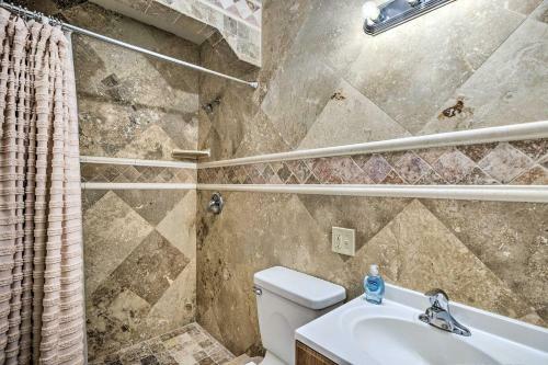 Pet-friendly Delray Bungalow About 3 Mi To Beach!