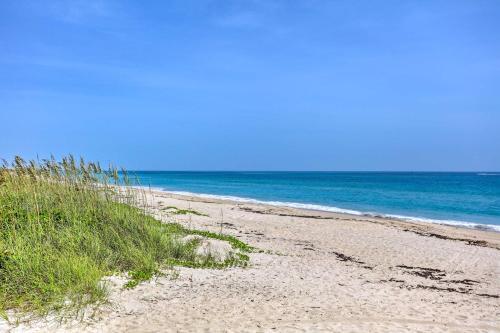 Hutchinson Island Cottage Steps To The Beach