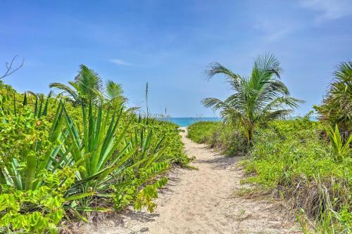Hutchinson Island Cottage Steps To The Beach